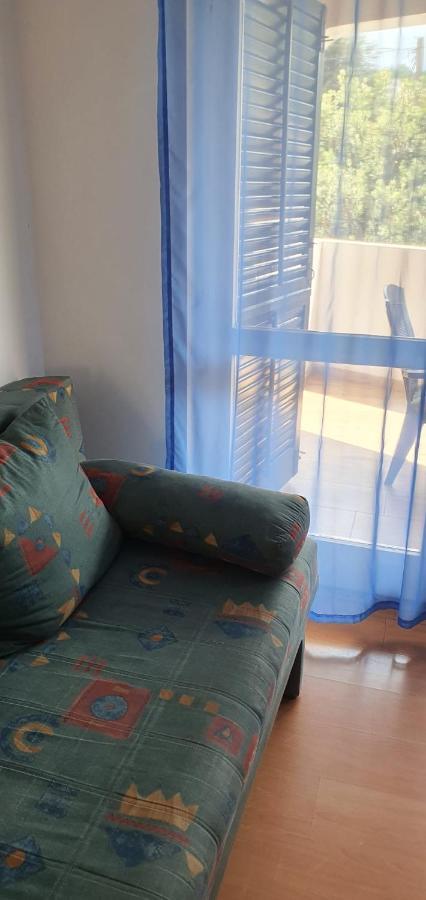 Apartmani Sonia Njivice Ngoại thất bức ảnh