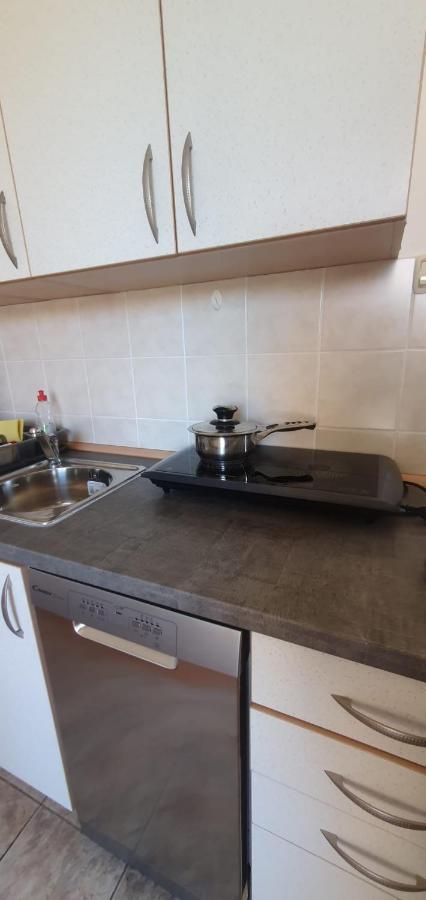 Apartmani Sonia Njivice Ngoại thất bức ảnh