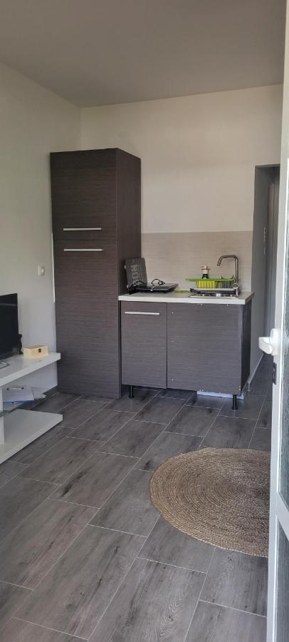 Apartmani Sonia Njivice Ngoại thất bức ảnh