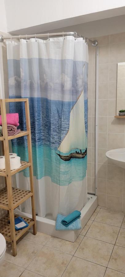 Apartmani Sonia Njivice Ngoại thất bức ảnh