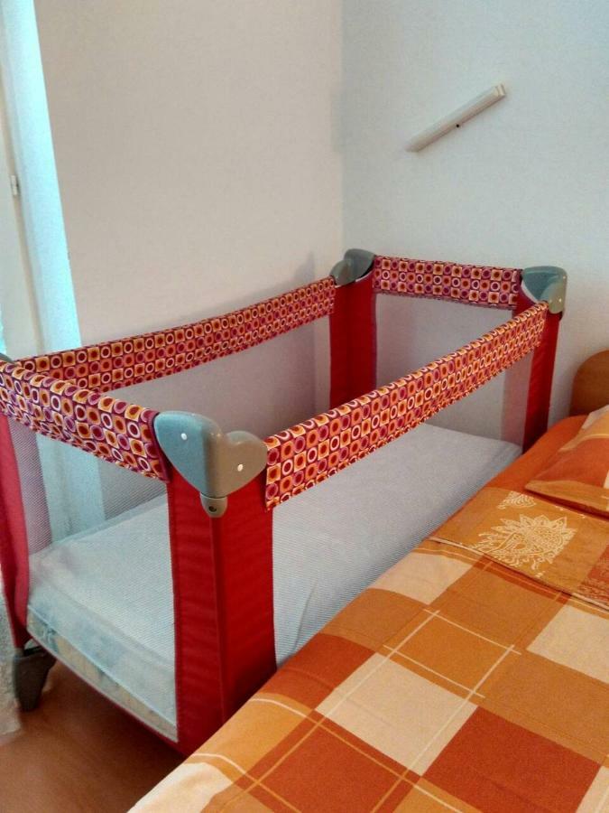 Apartmani Sonia Njivice Ngoại thất bức ảnh