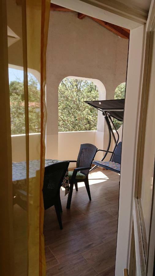 Apartmani Sonia Njivice Ngoại thất bức ảnh